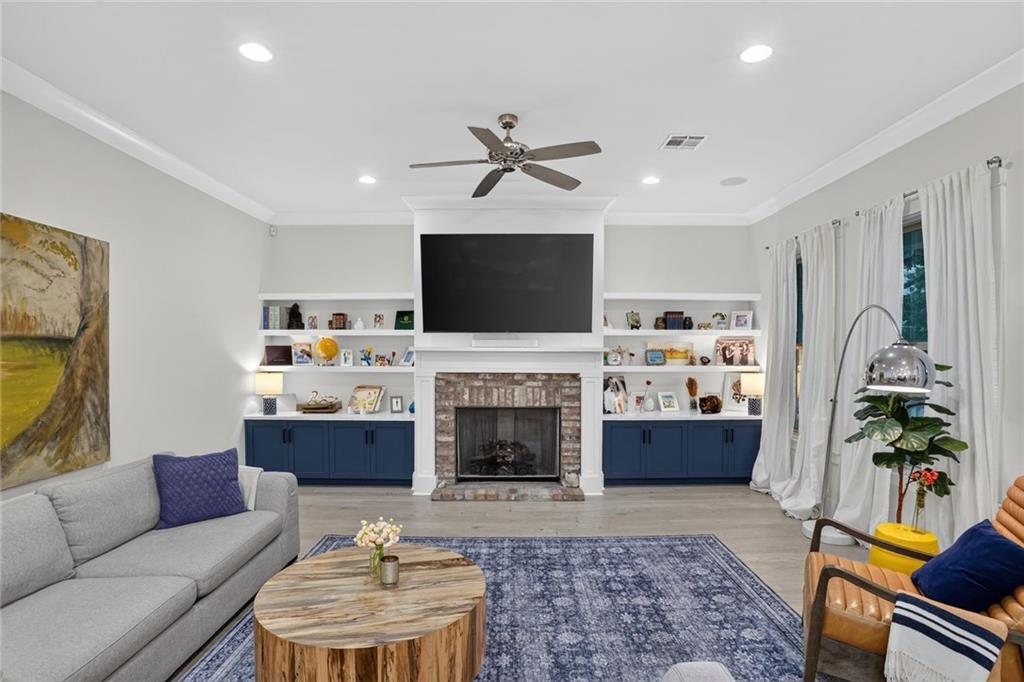 1363 BURBANK Drive