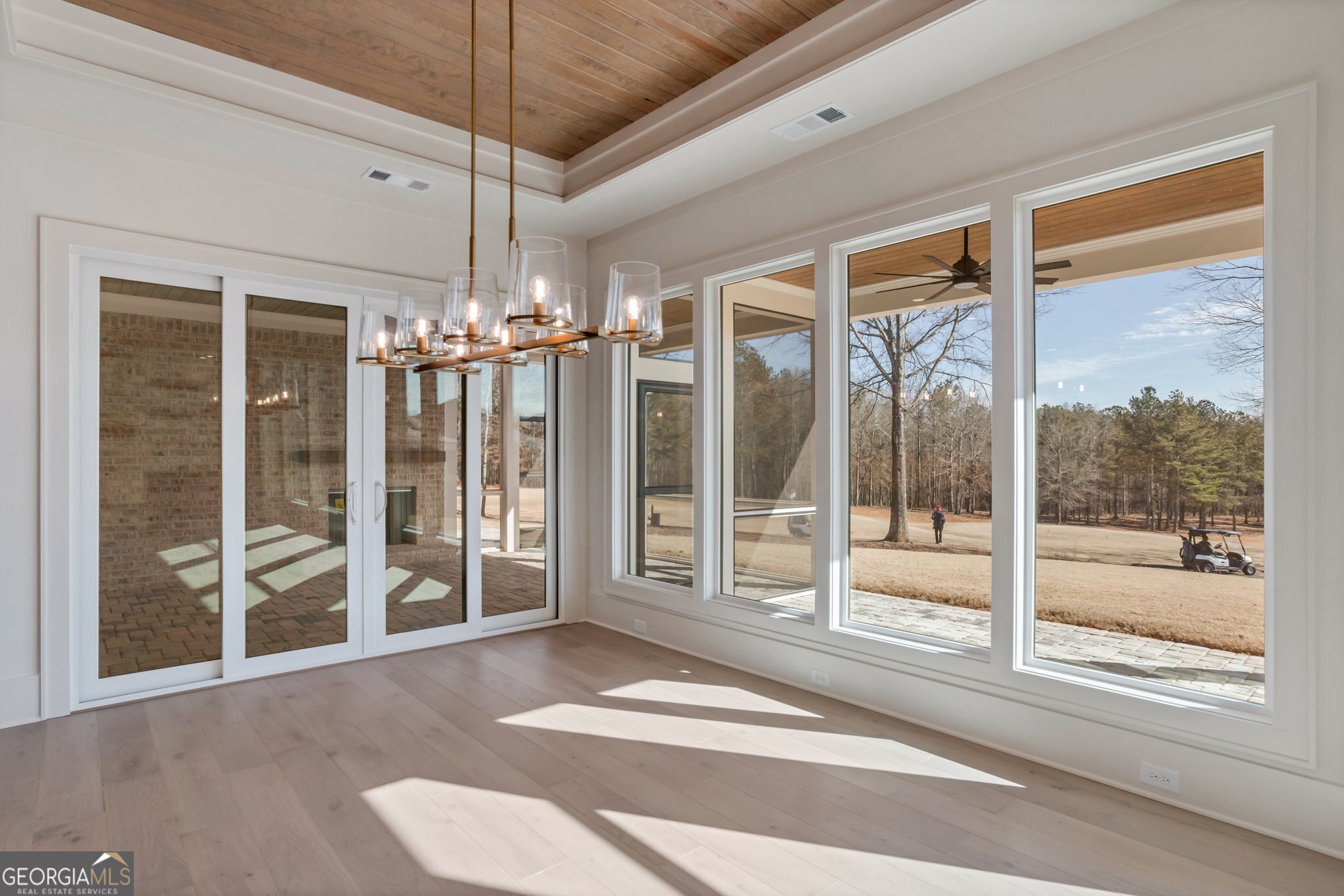 2819 Kestrel Drive