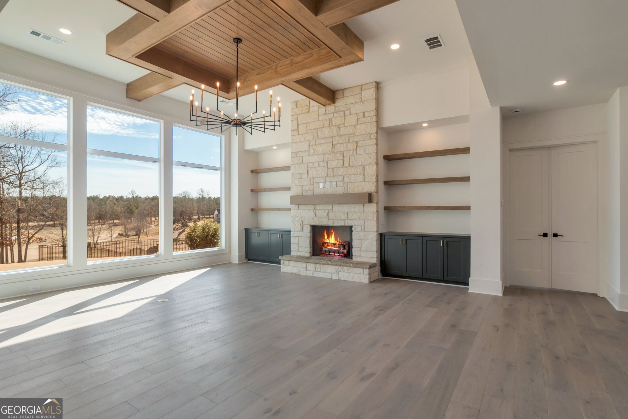 2819 Kestrel Drive