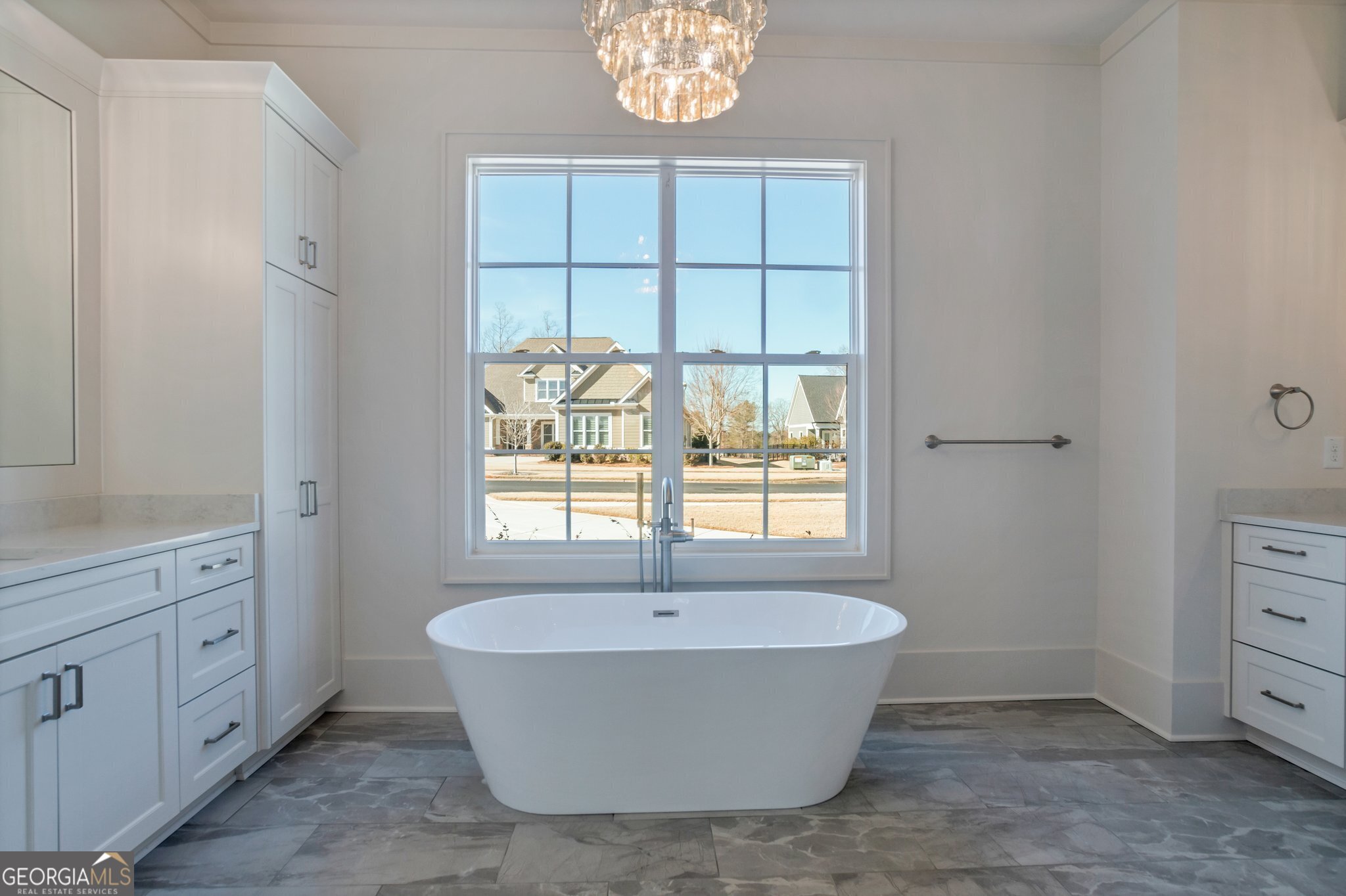 2819 Kestrel Drive
