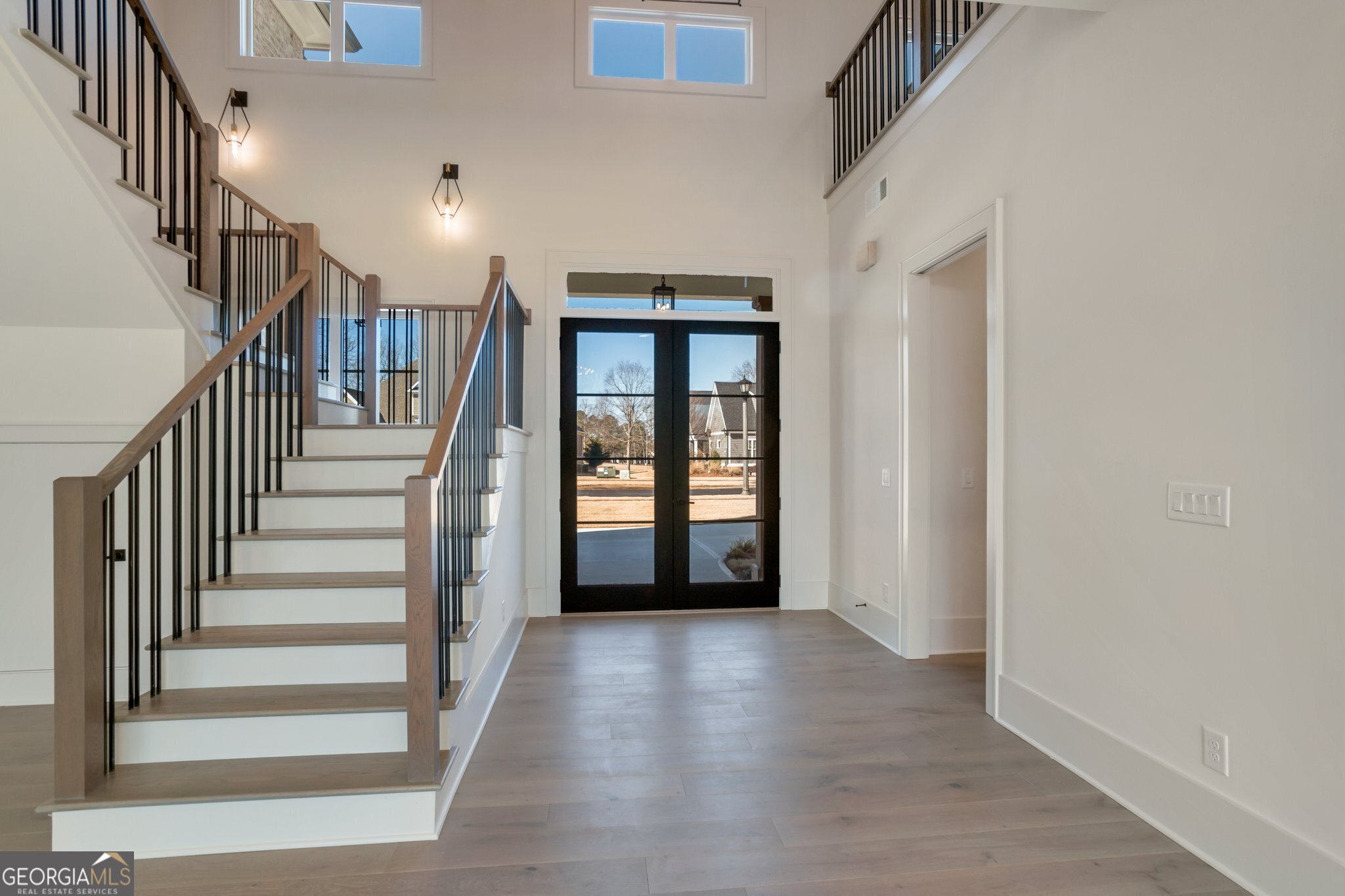 2819 Kestrel Drive