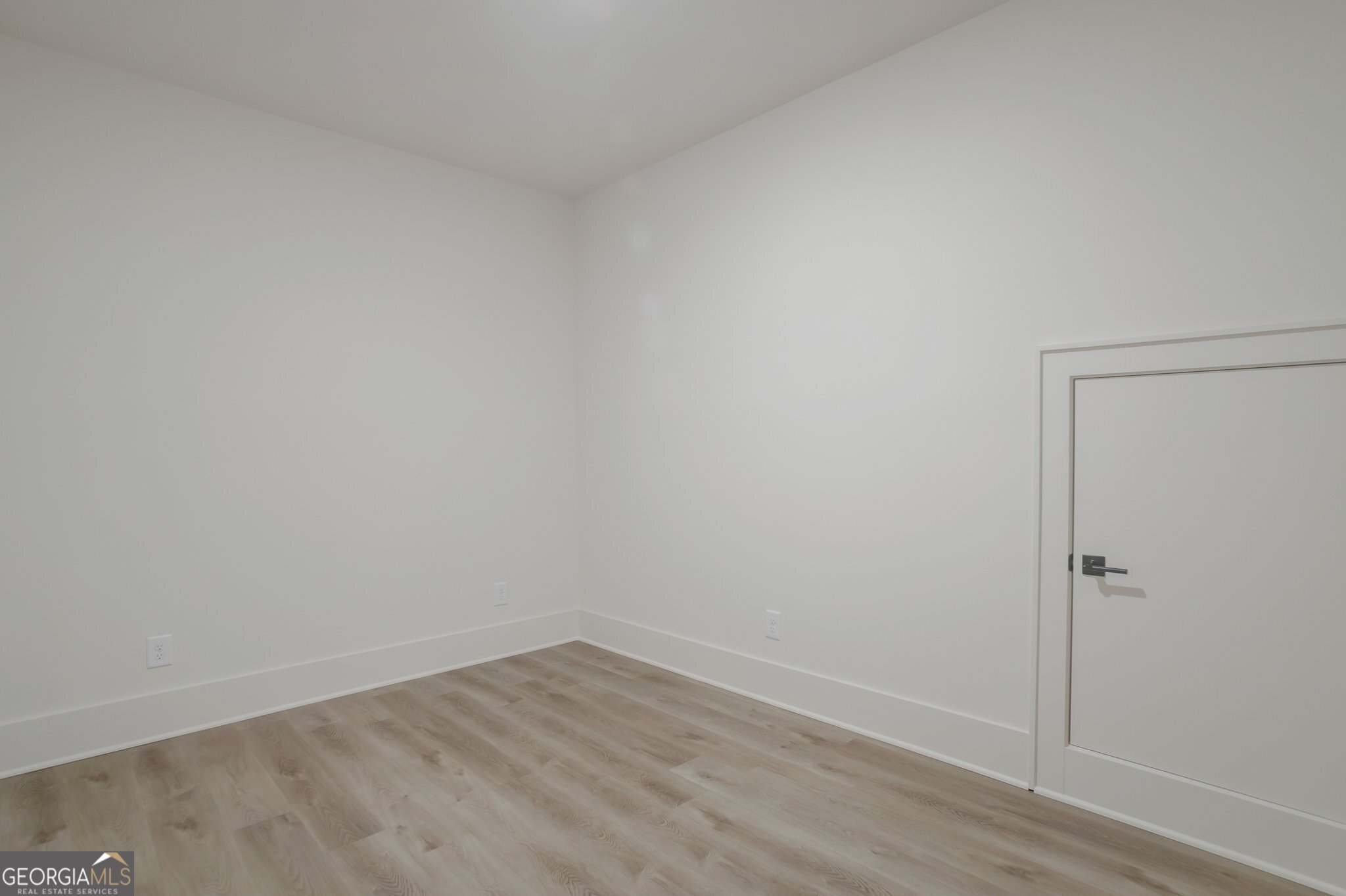 2819 Kestrel Drive