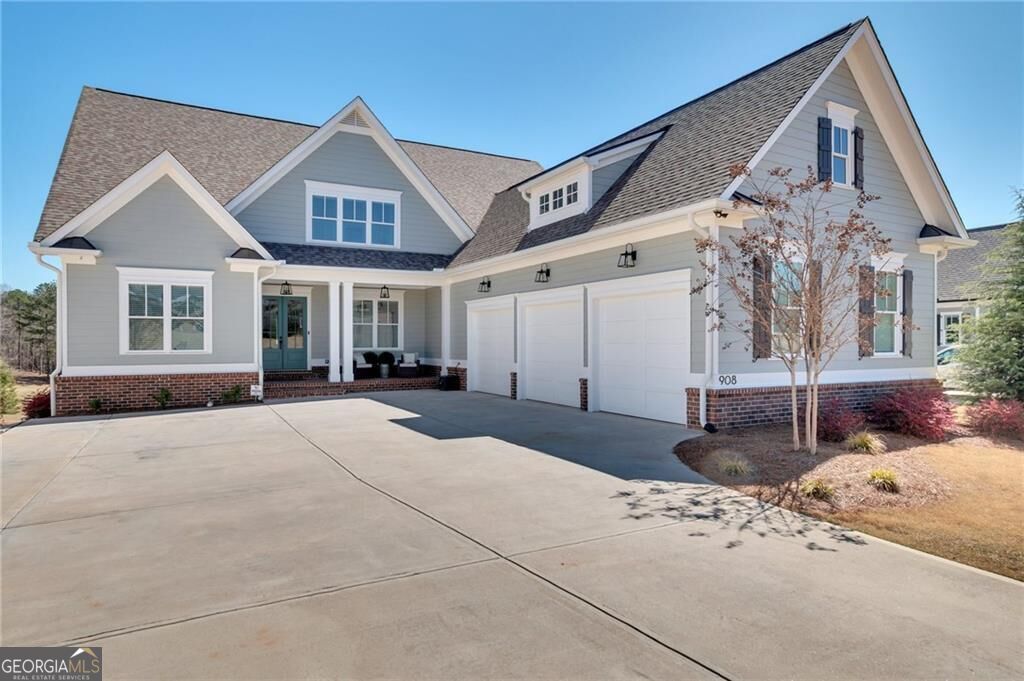908 Indigo Bunting Road