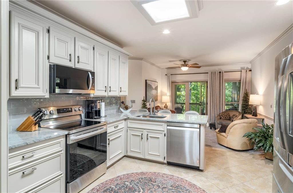 2662 Collins Port Cove