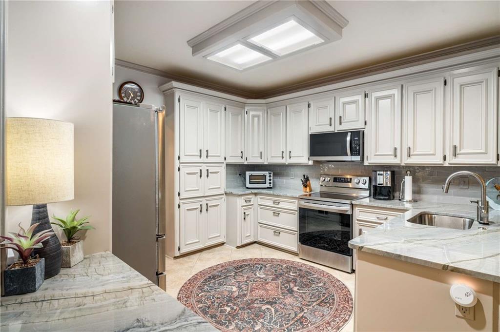 2662 Collins Port Cove