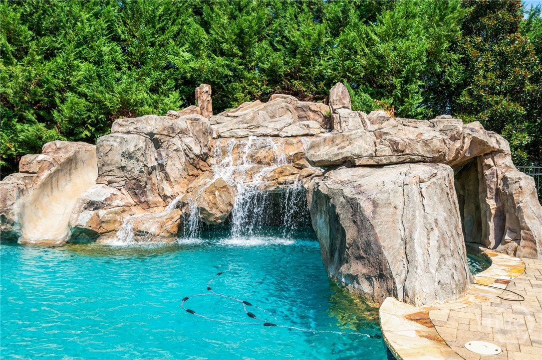 2340 Thisel Down Drive