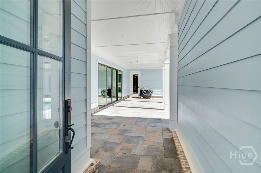 2030 Greenleffe Drive