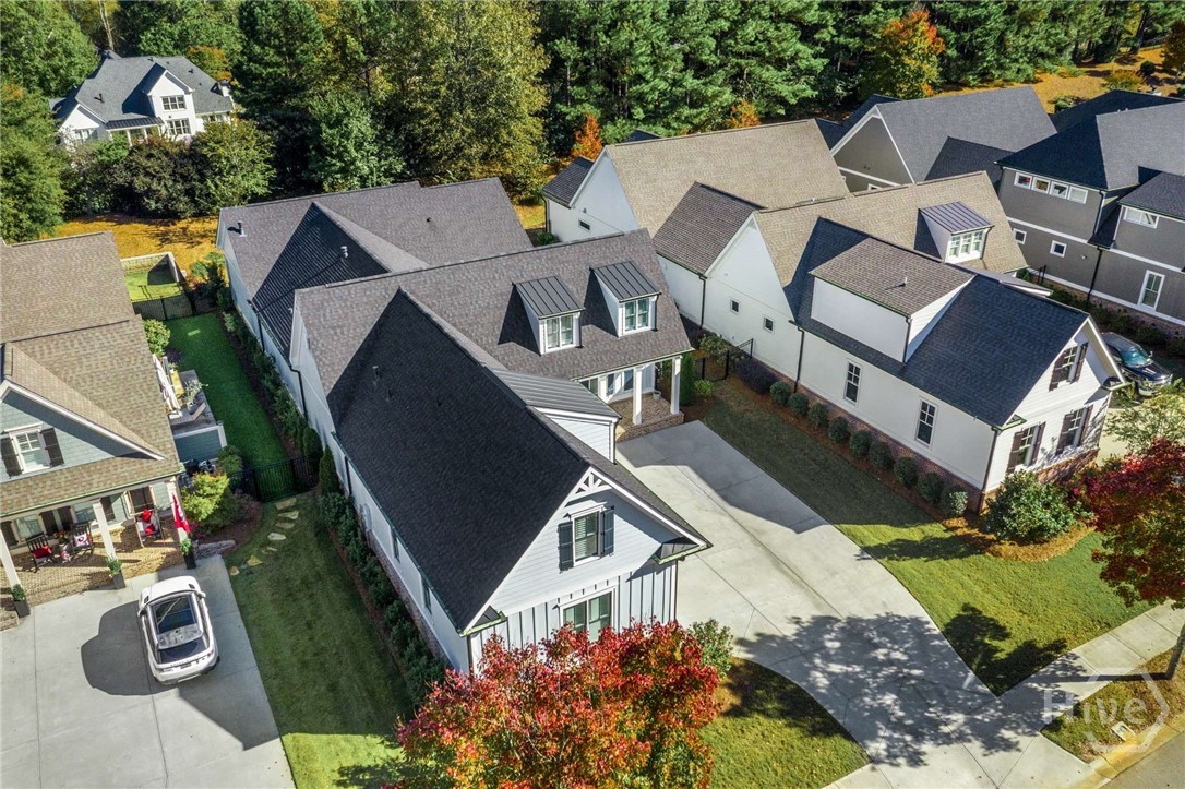 2030 Greenleffe Drive