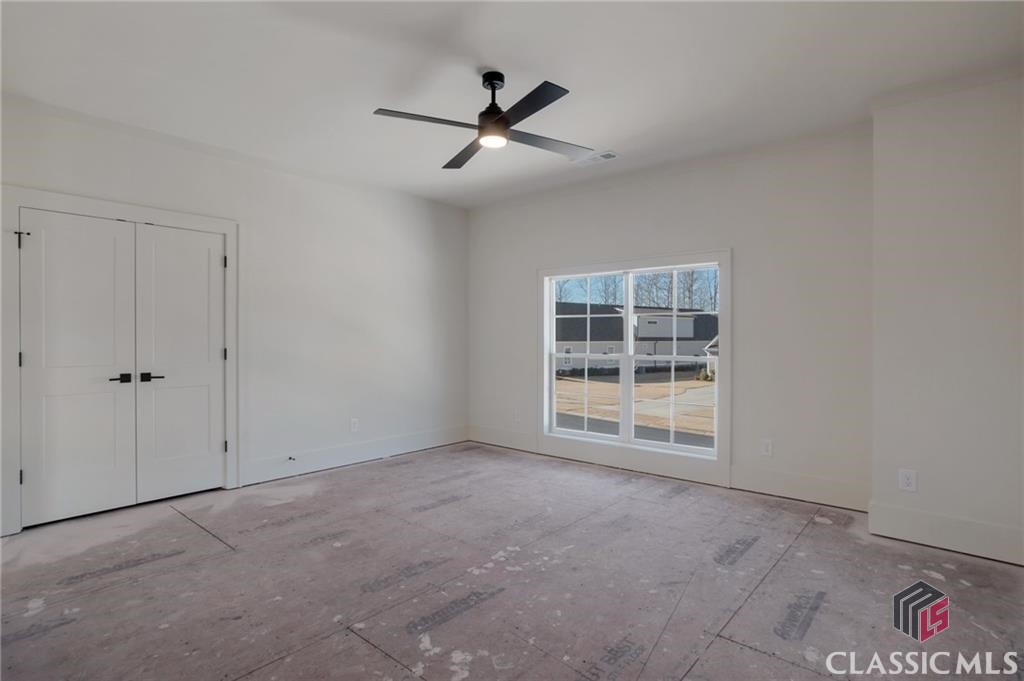 2819 Kestrel Drive