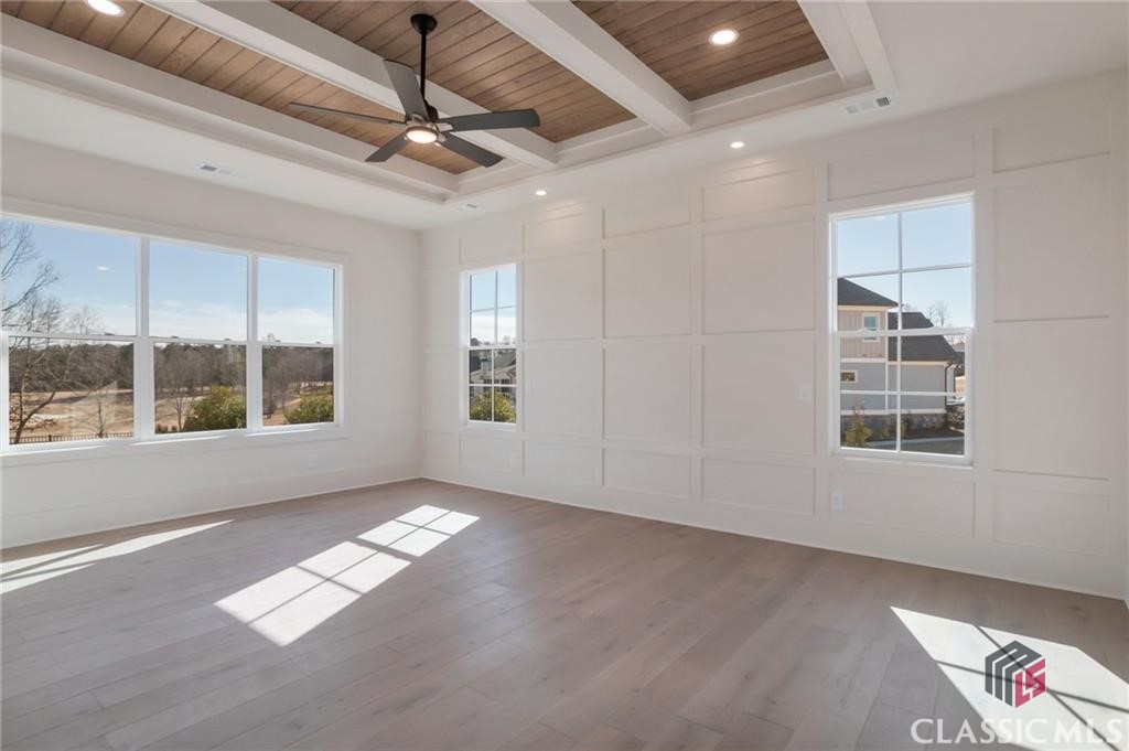 2819 Kestrel Drive