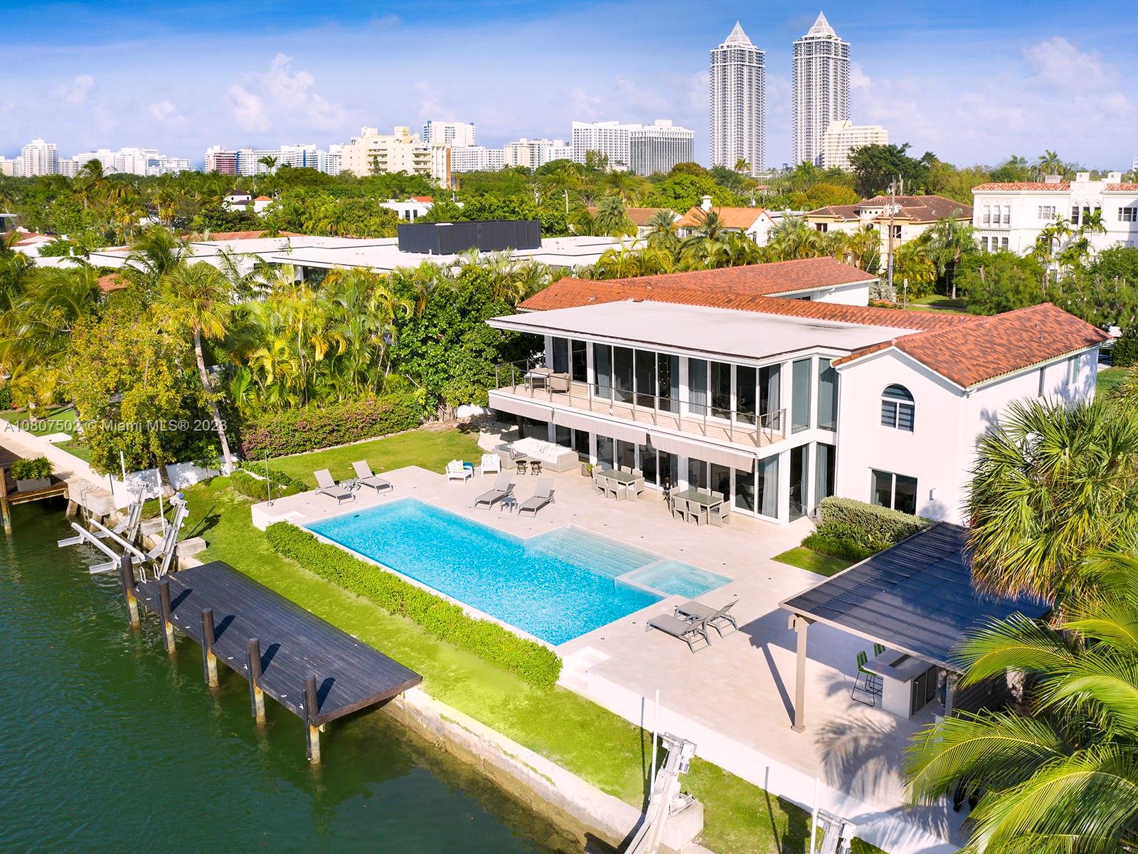 4500 Prairie Ave