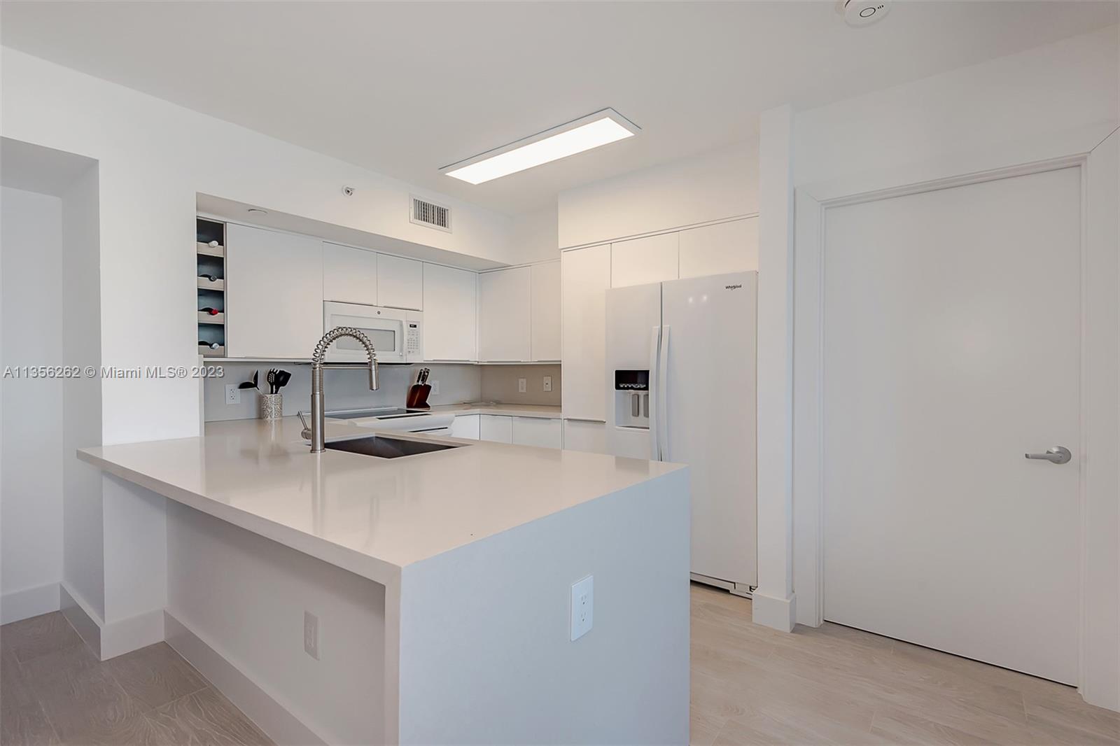 90 Alton Rd Unit: 2410