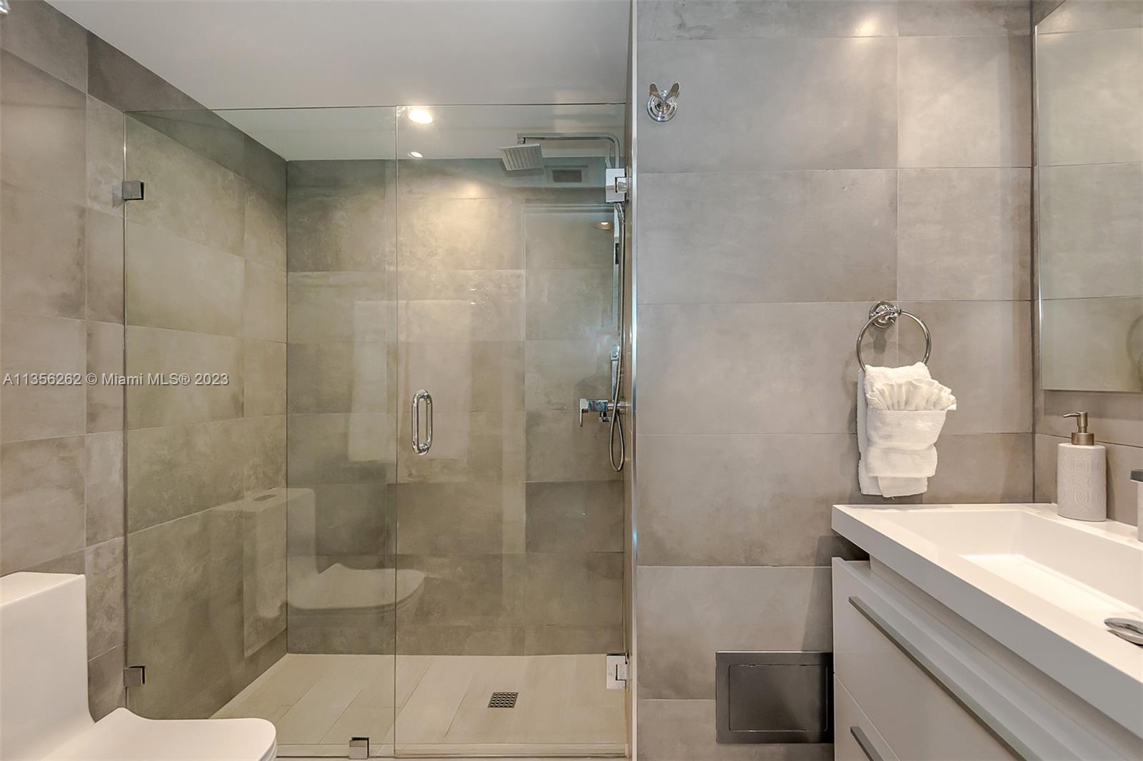 90 Alton Rd Unit: 2410