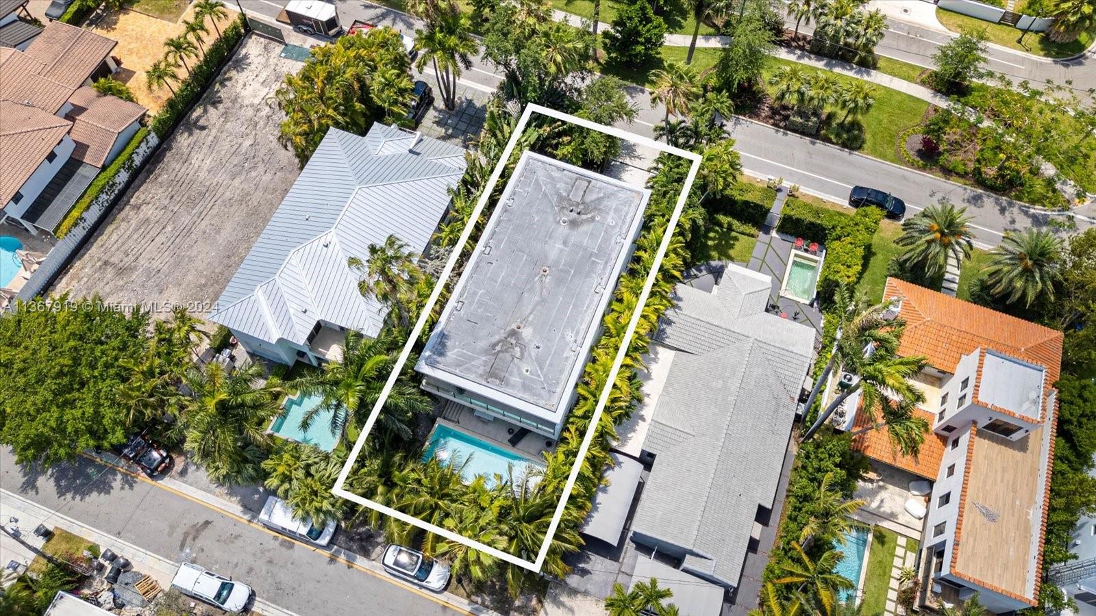 247 Palm Ave