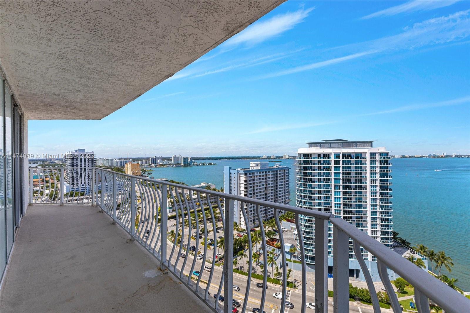 7601 E Treasure Dr Unit: 2311