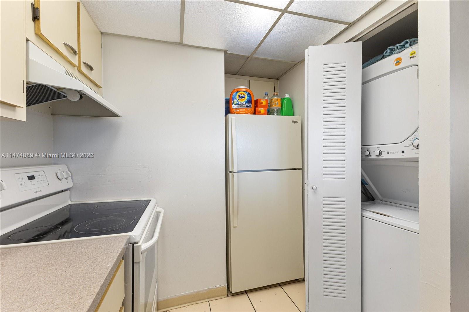 7601 E Treasure Dr Unit: 2311