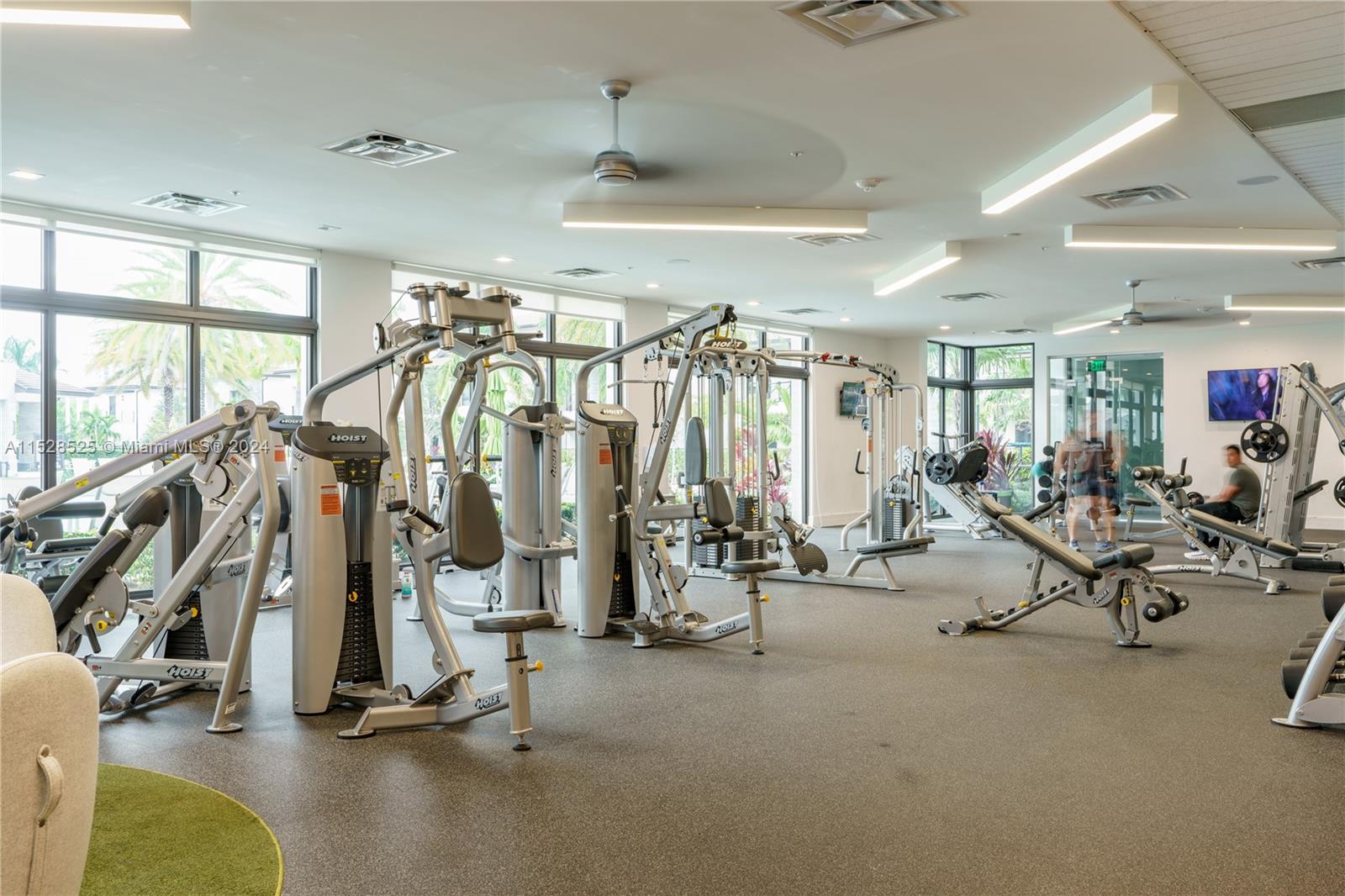 4725 NW 85th Ave Unit: 14
