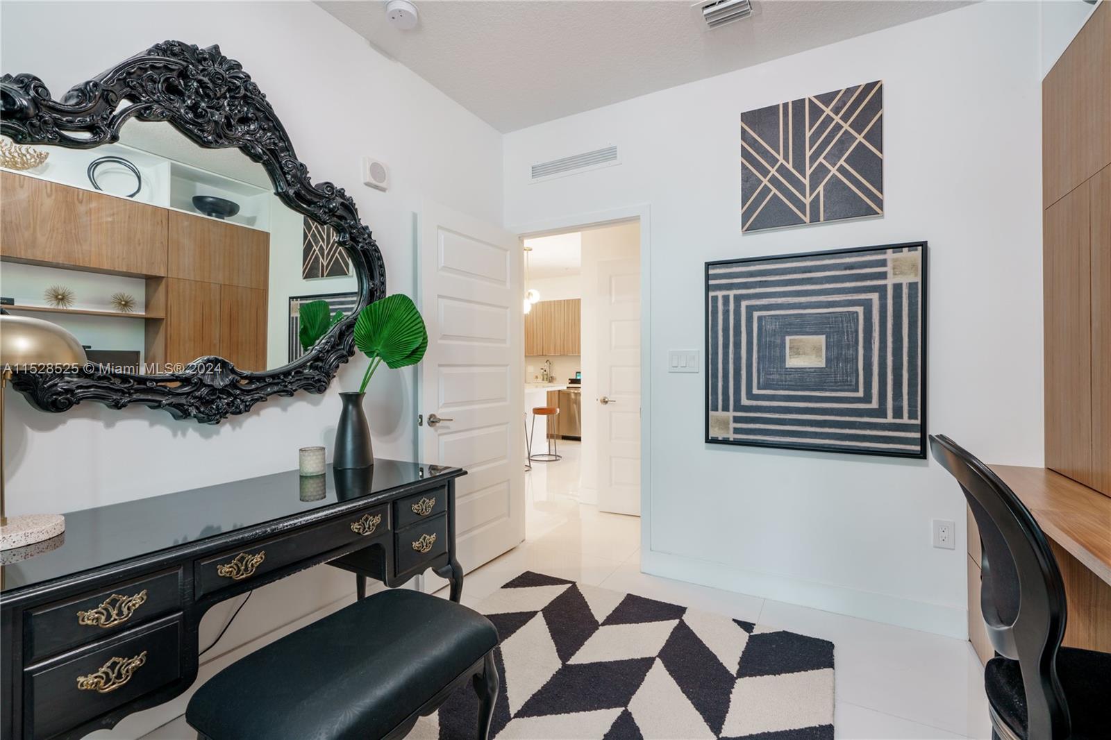 4725 NW 85th Ave Unit: 14