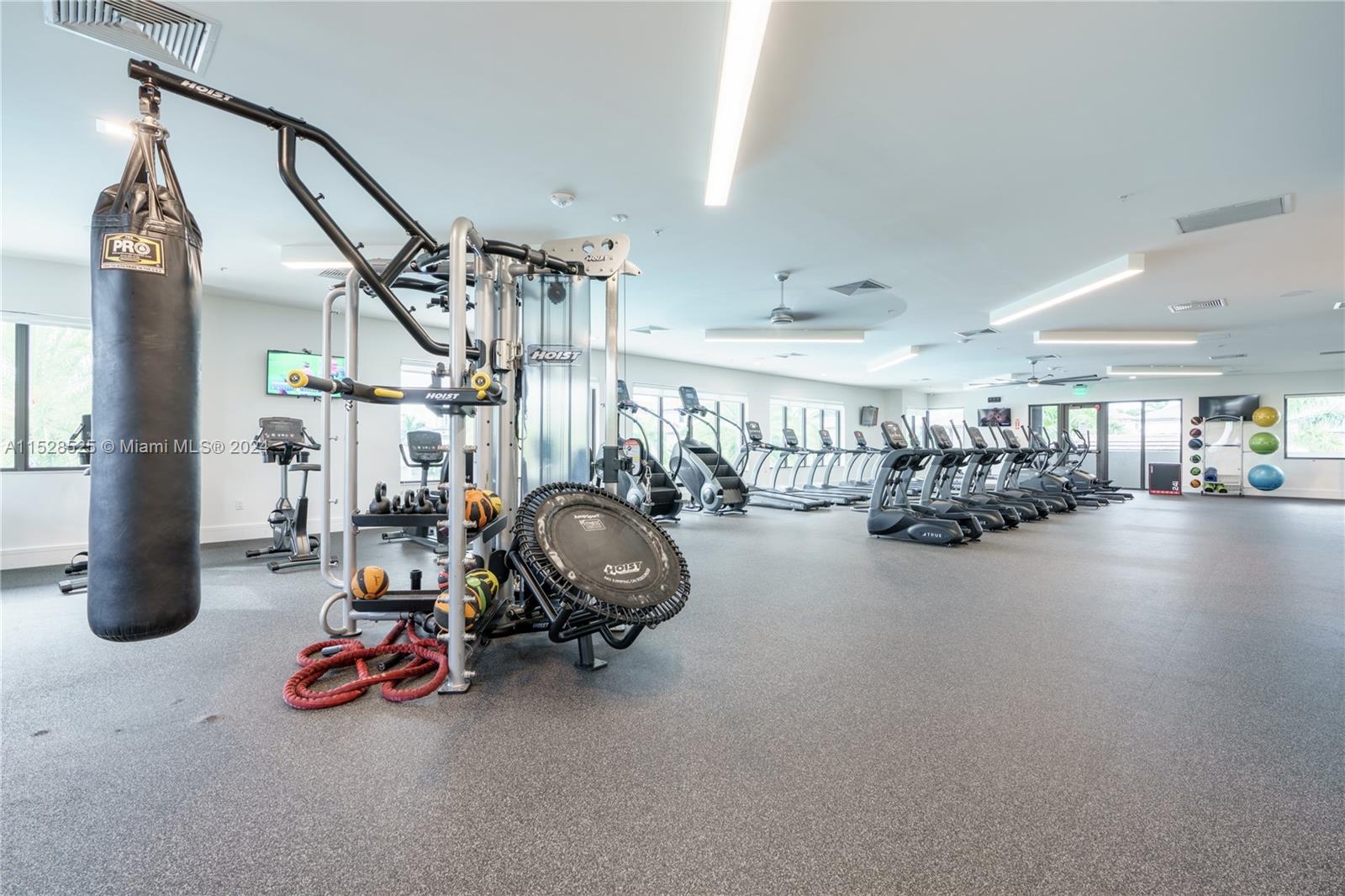 4725 NW 85th Ave Unit: 14