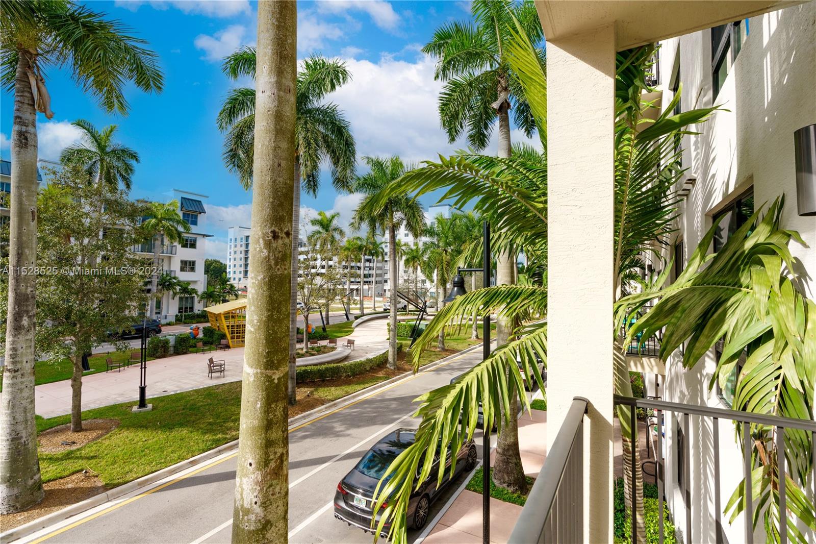 4725 NW 85th Ave Unit: 14