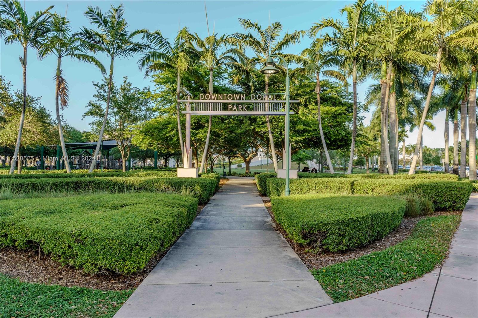 4725 NW 85th Ave Unit: 14