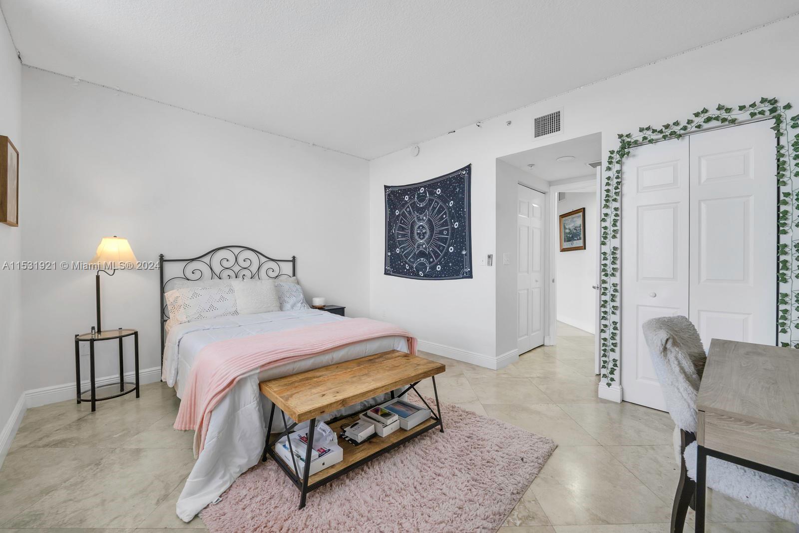 2030 S Douglas Rd # 415