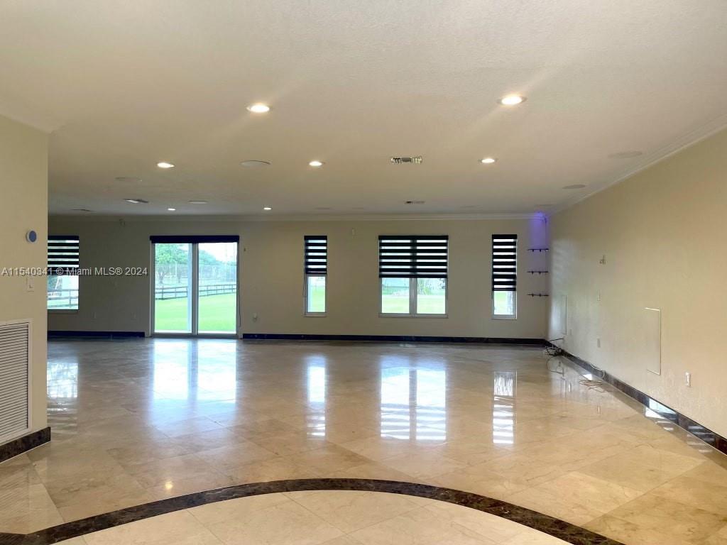 1450 SW 139th Ave