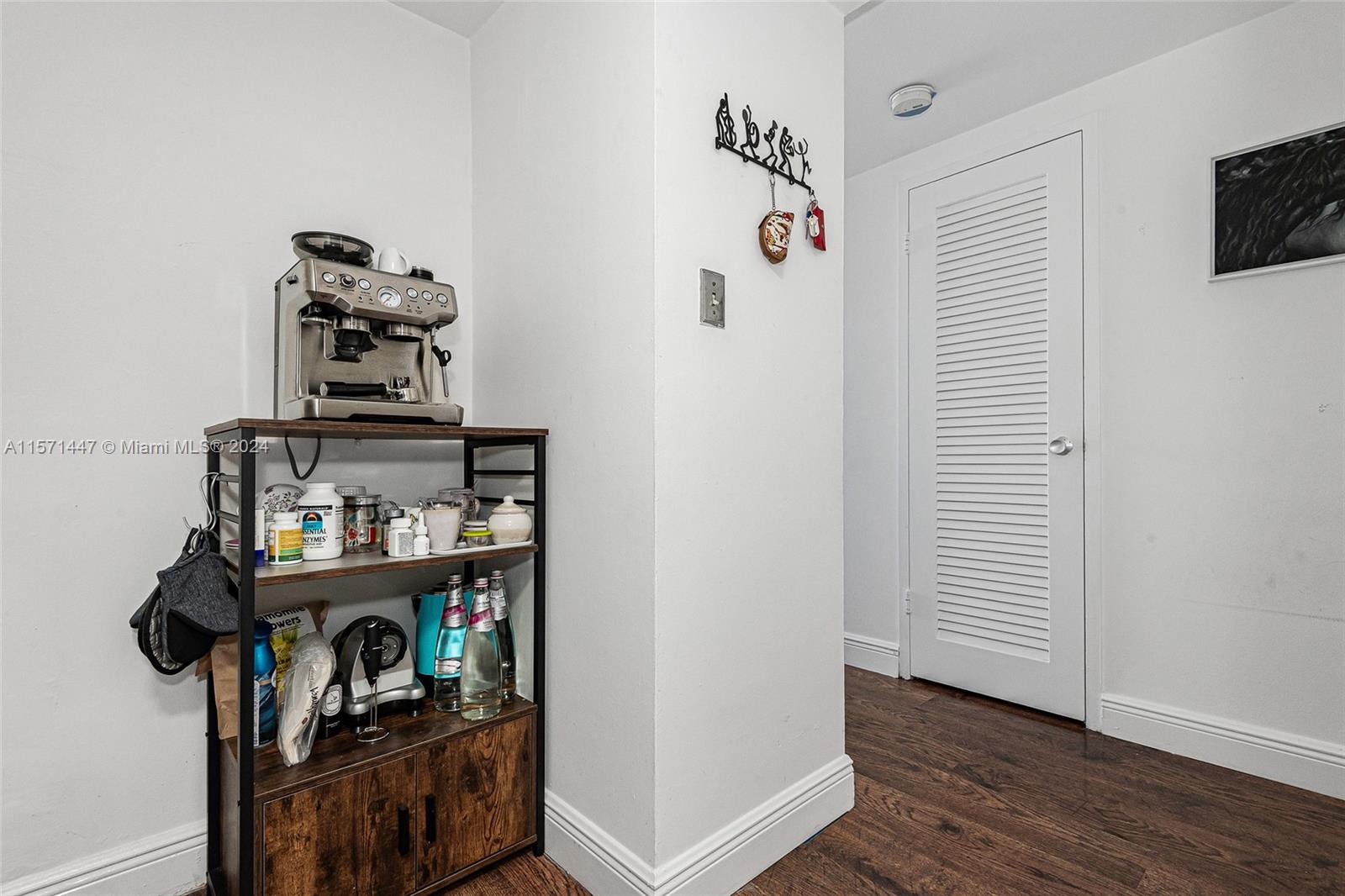 1200 West Ave # 1012