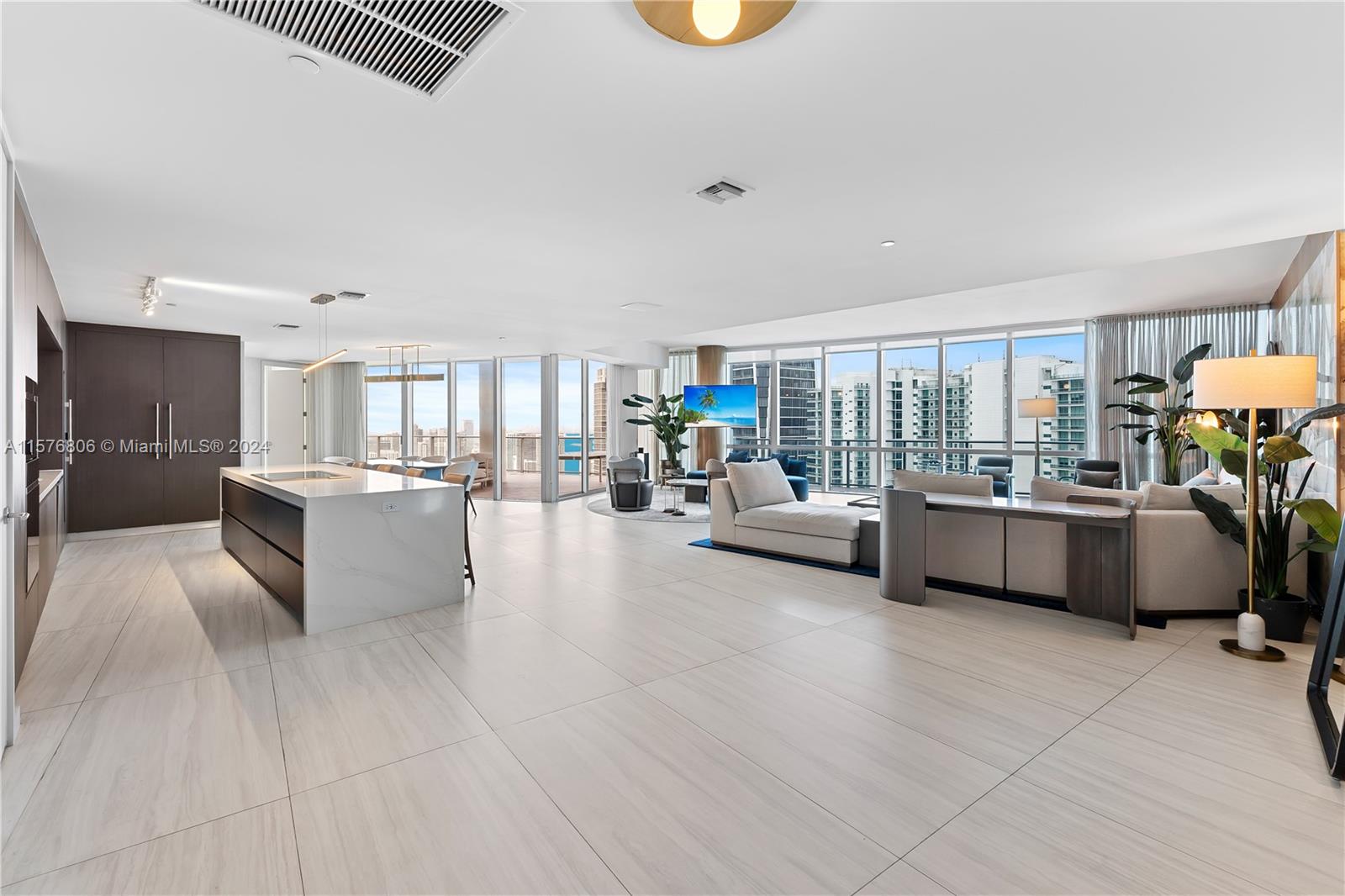 851 NE 1st Ave # 5201