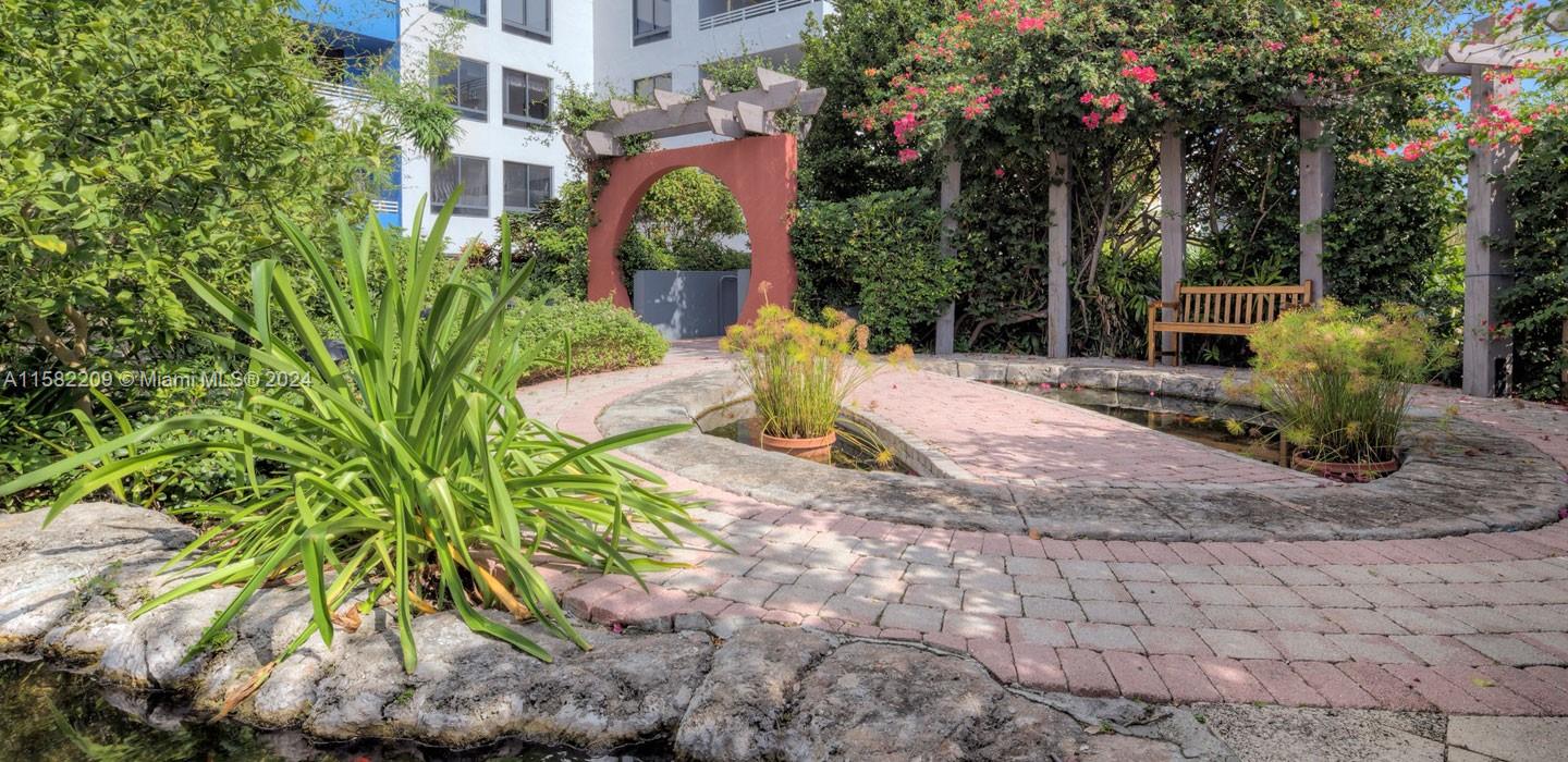 1330 West Ave # 807