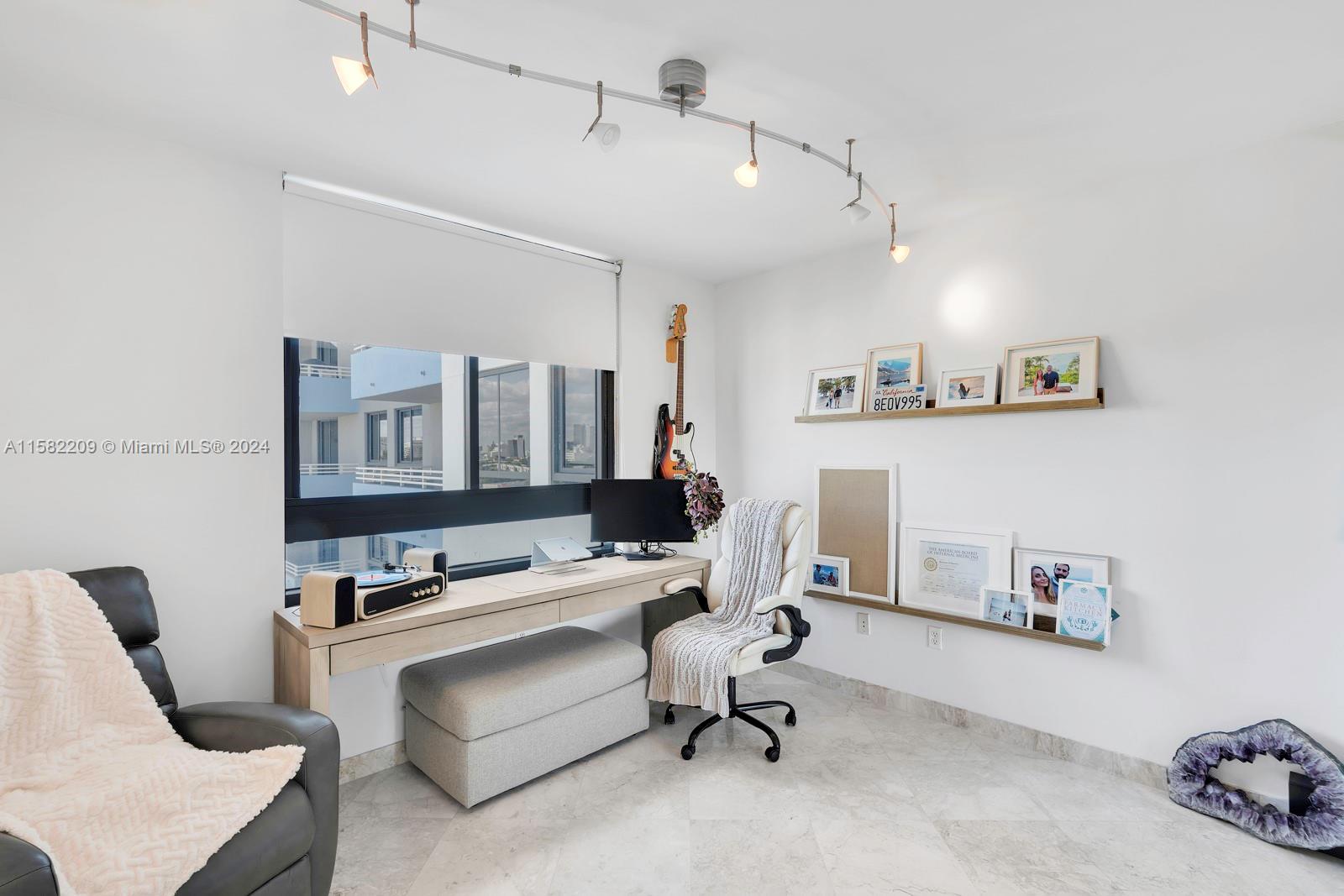 1330 West Ave # 807