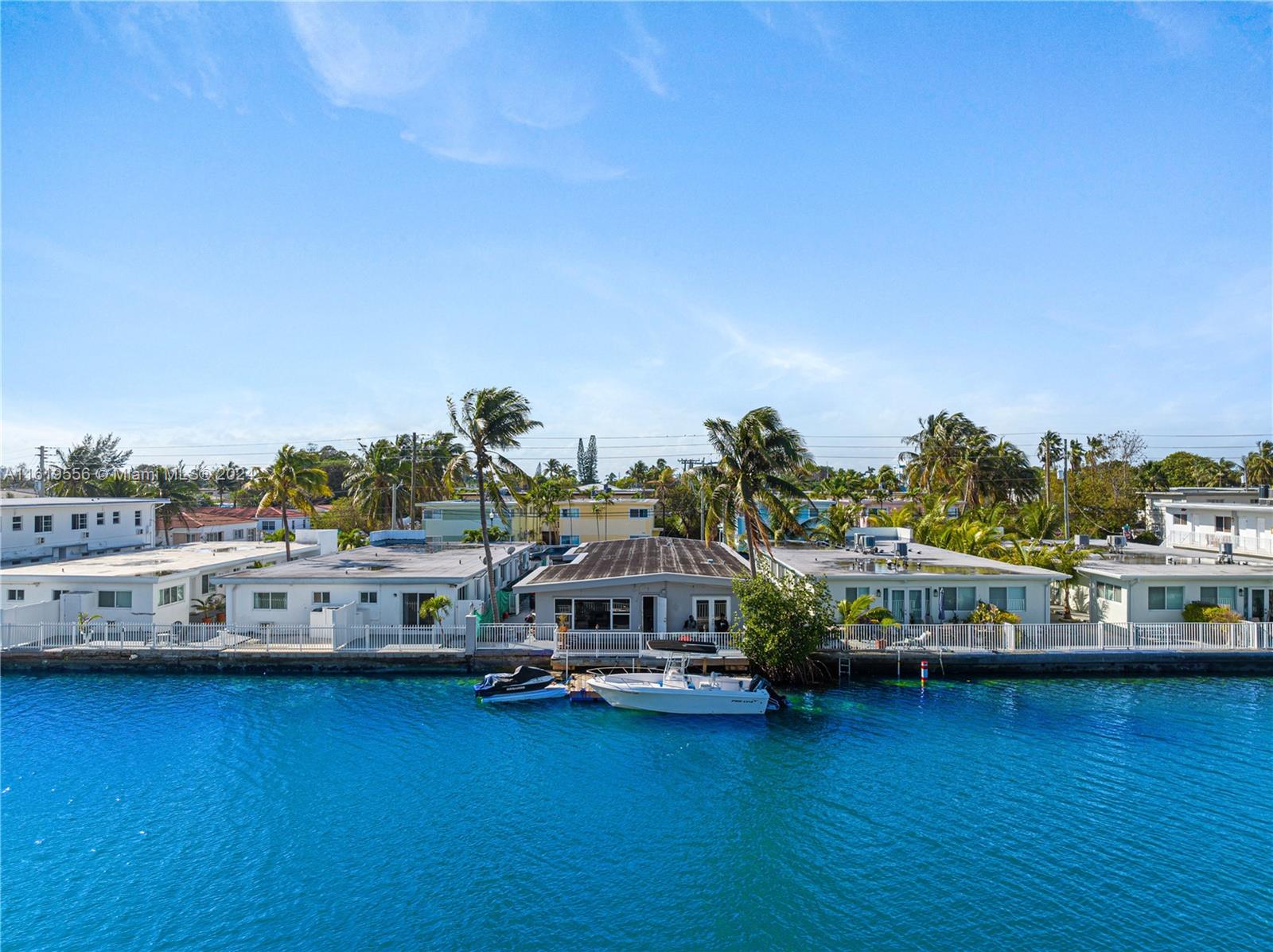 8221 Crespi Blvd