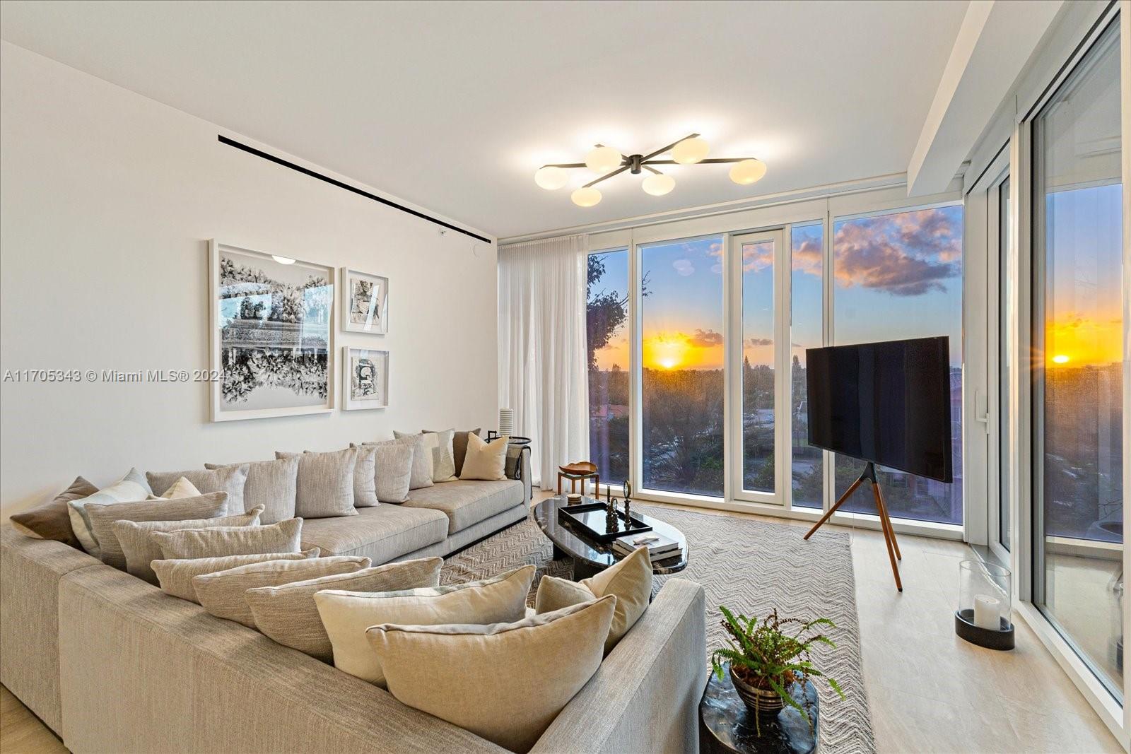 9001 Collins Ave # 402 Unit: S-402