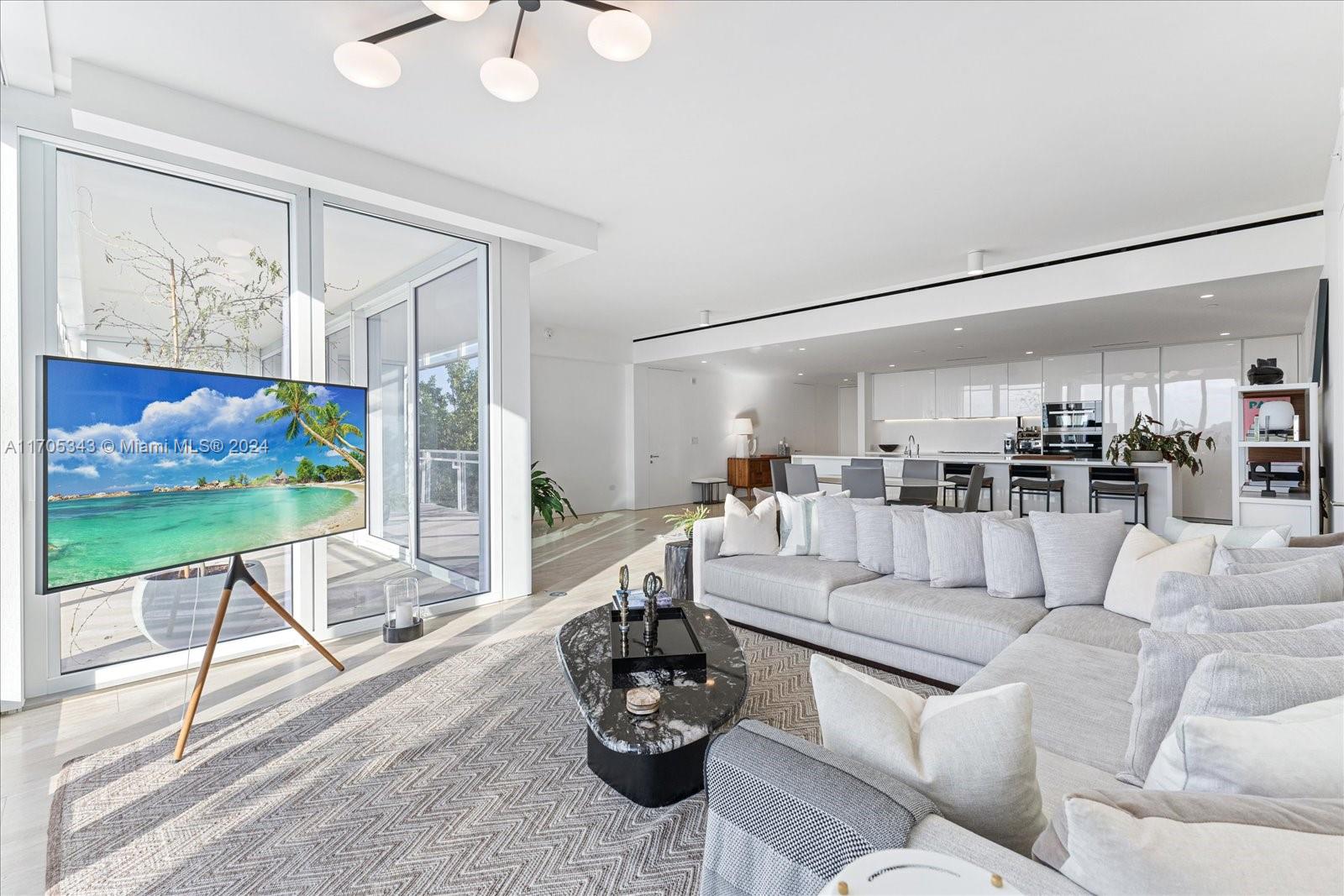 9001 Collins Ave # 402 Unit: S-402