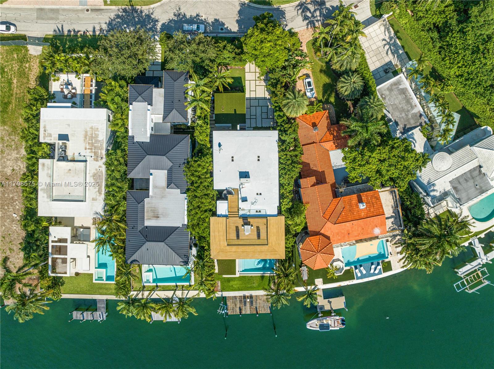40 W San Marino Dr