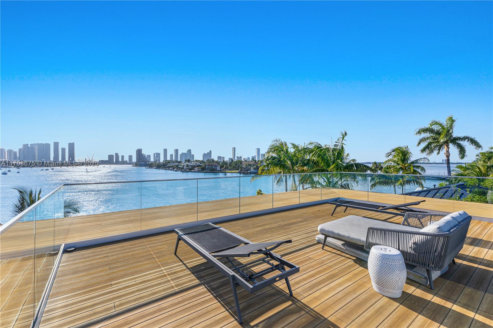 40 W San Marino Dr