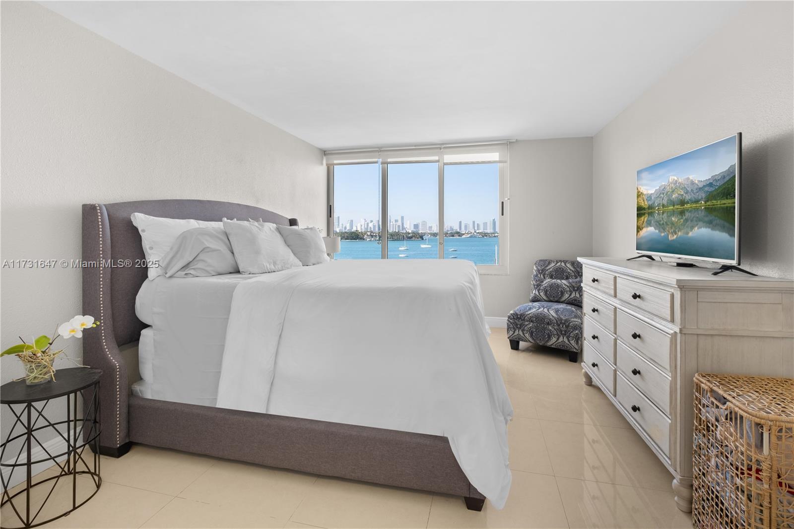 1200 West Ave # 505