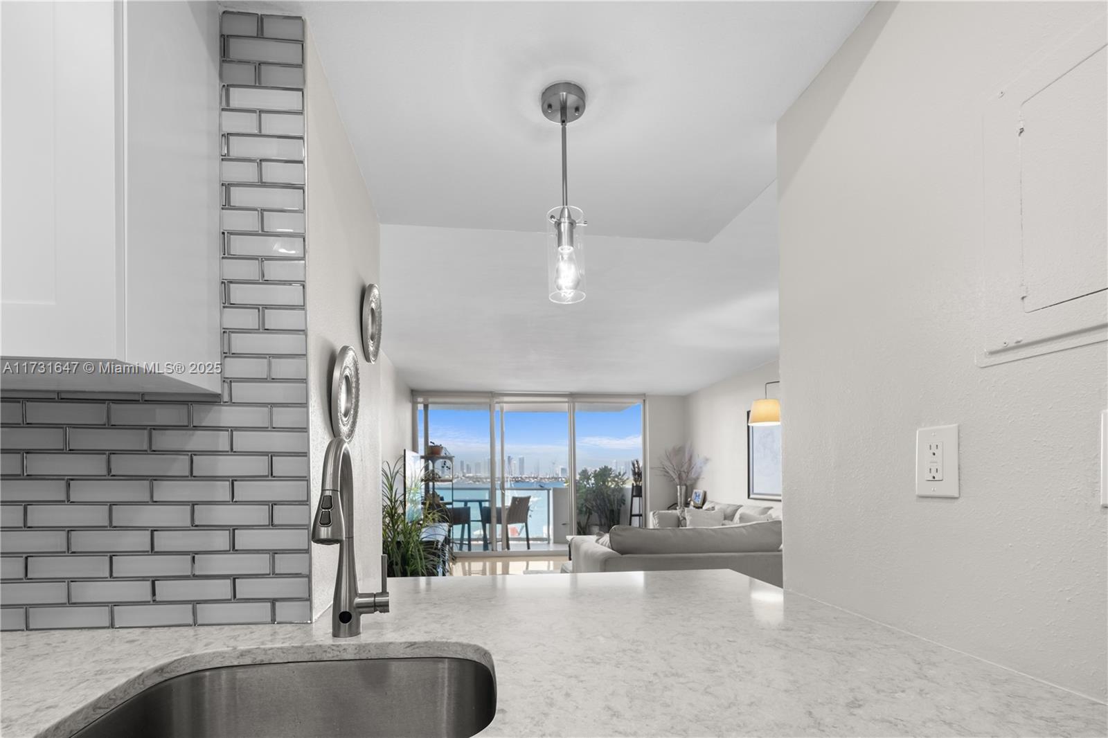 1200 West Ave # 505