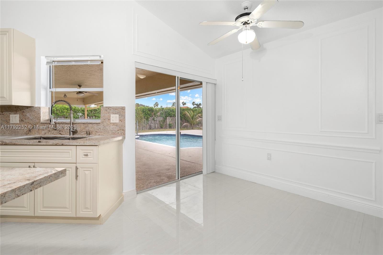 1400 SW 54th Ave