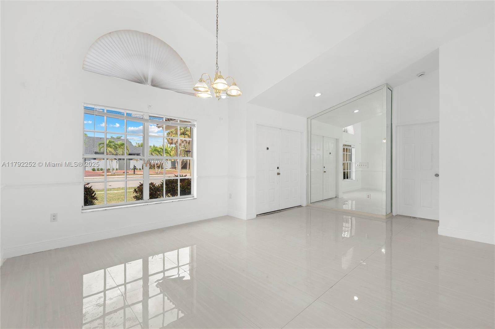 1400 SW 54th Ave