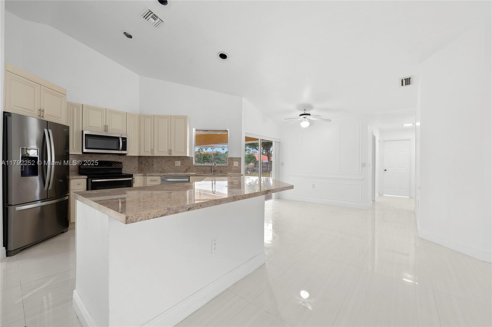 1400 SW 54th Ave