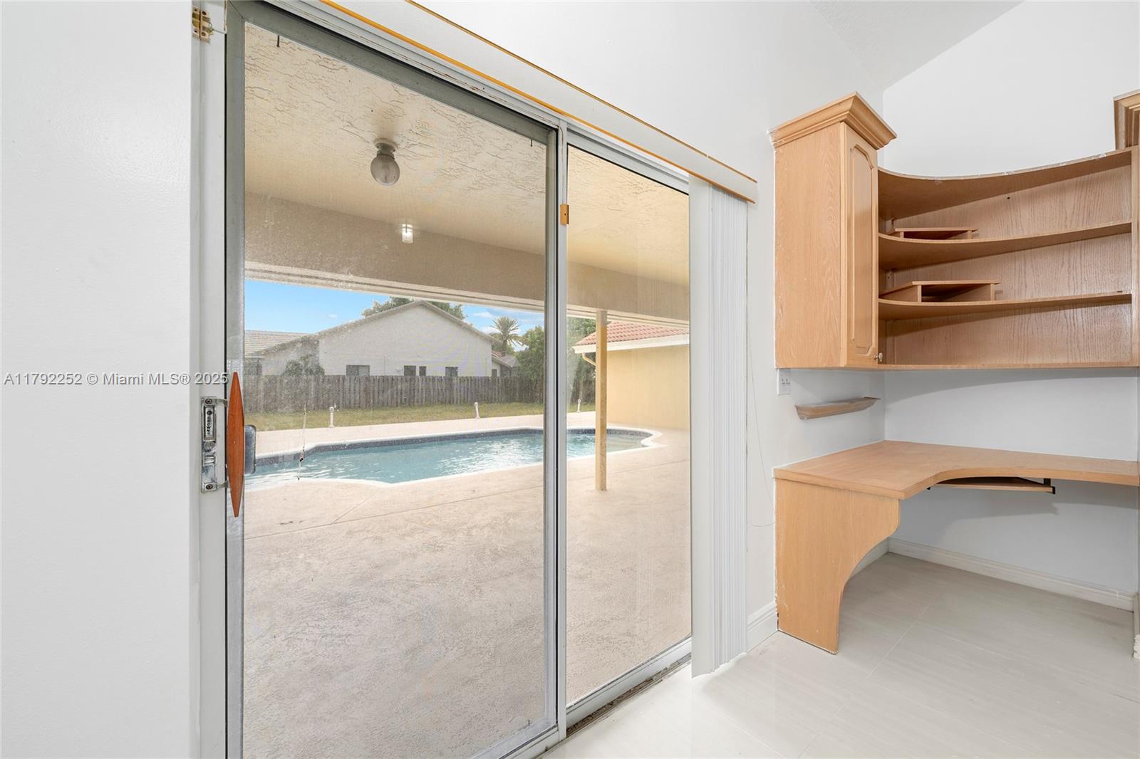 1400 SW 54th Ave