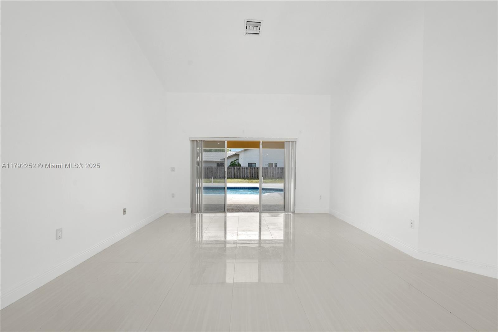 1400 SW 54th Ave