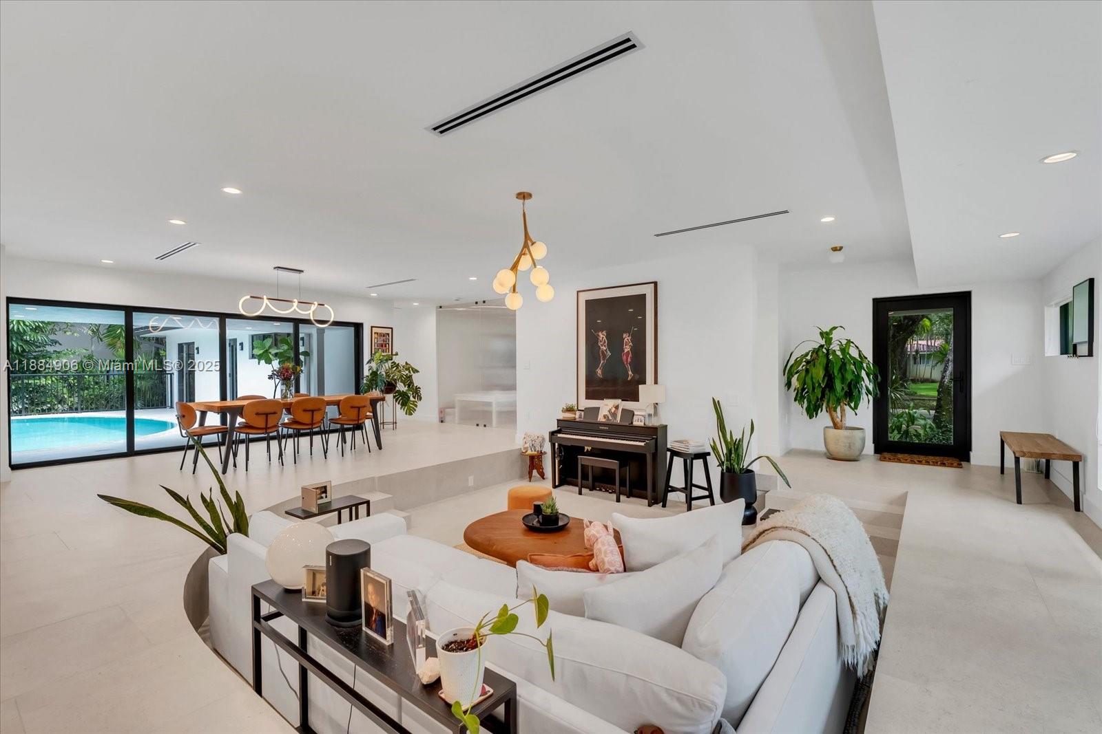 3111 Anderson Rd