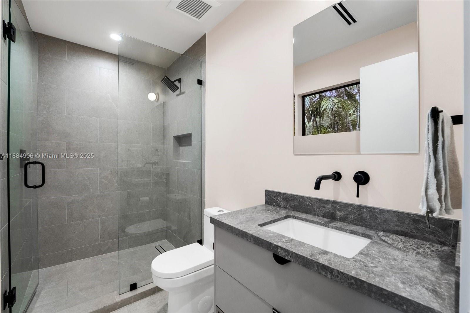3111 Anderson Rd
