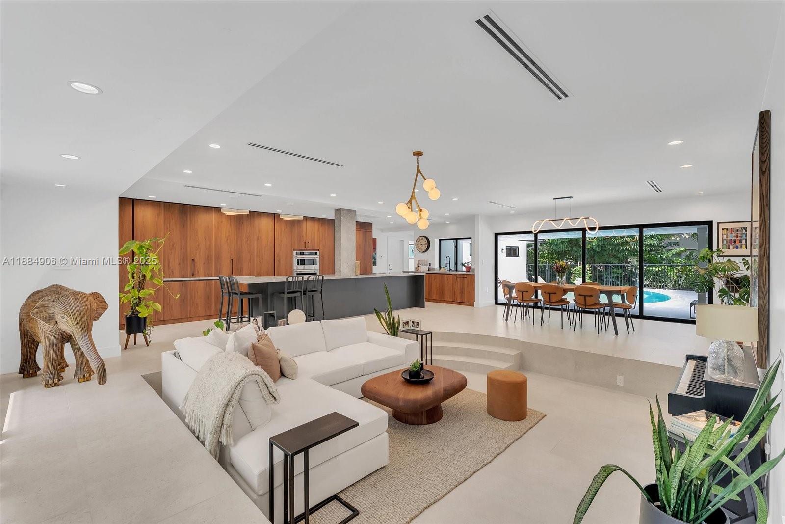 3111 Anderson Rd