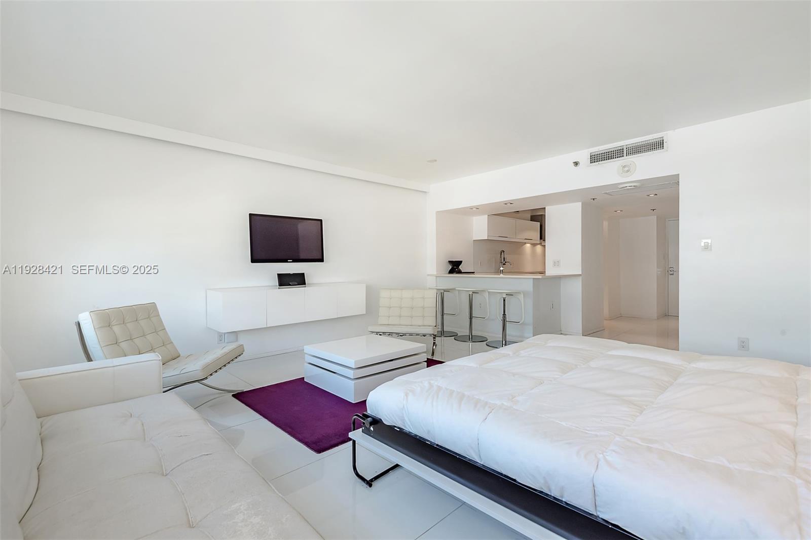 100 Lincoln Rd # 839