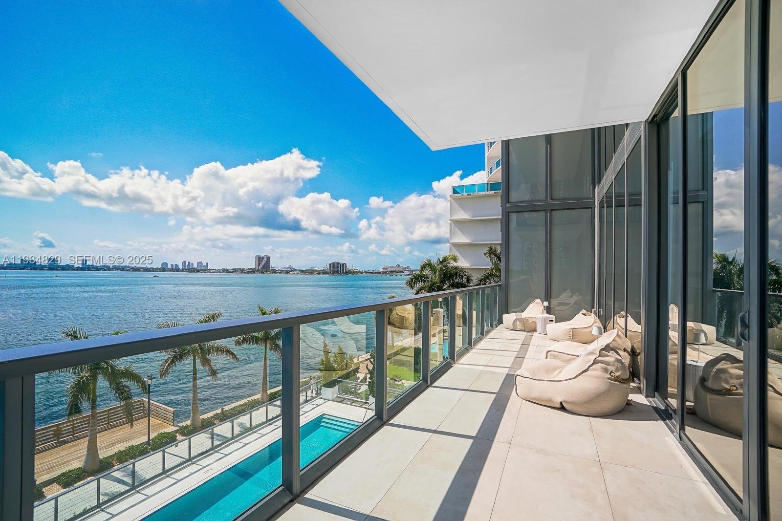 788 NE 23rd St # 202