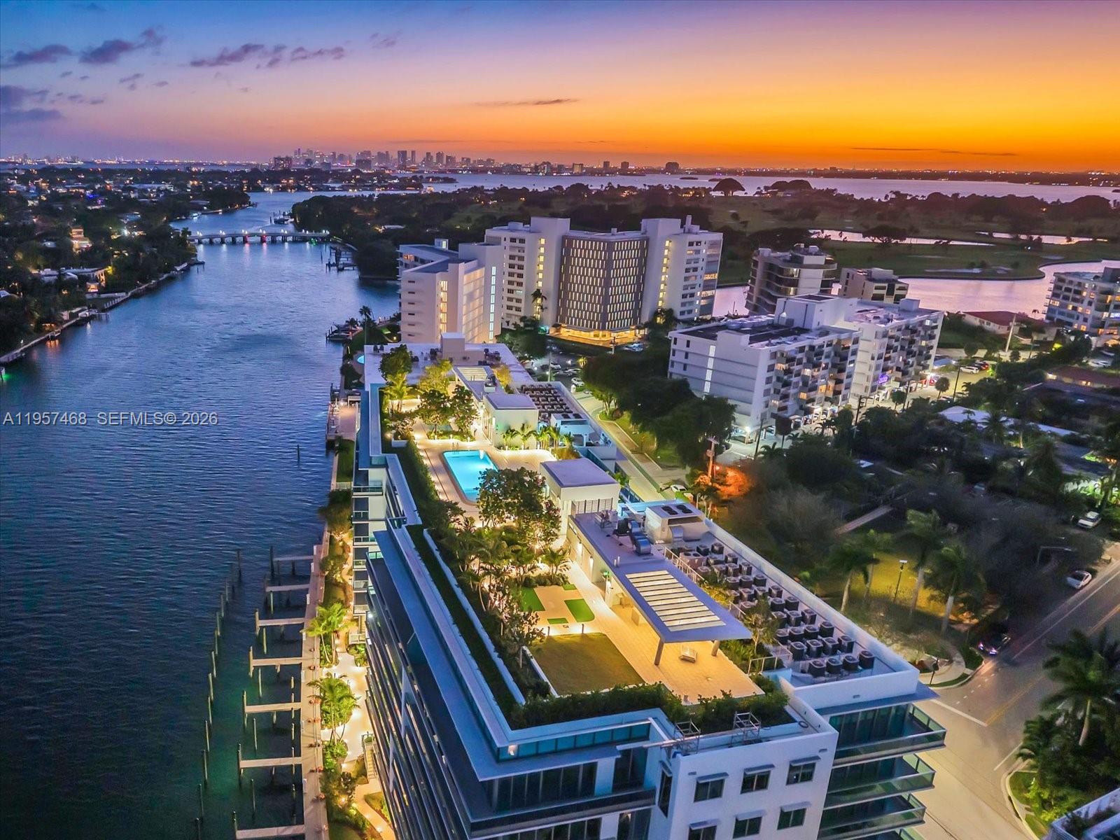 9201 E Bay Harbor Unit: LPH_711