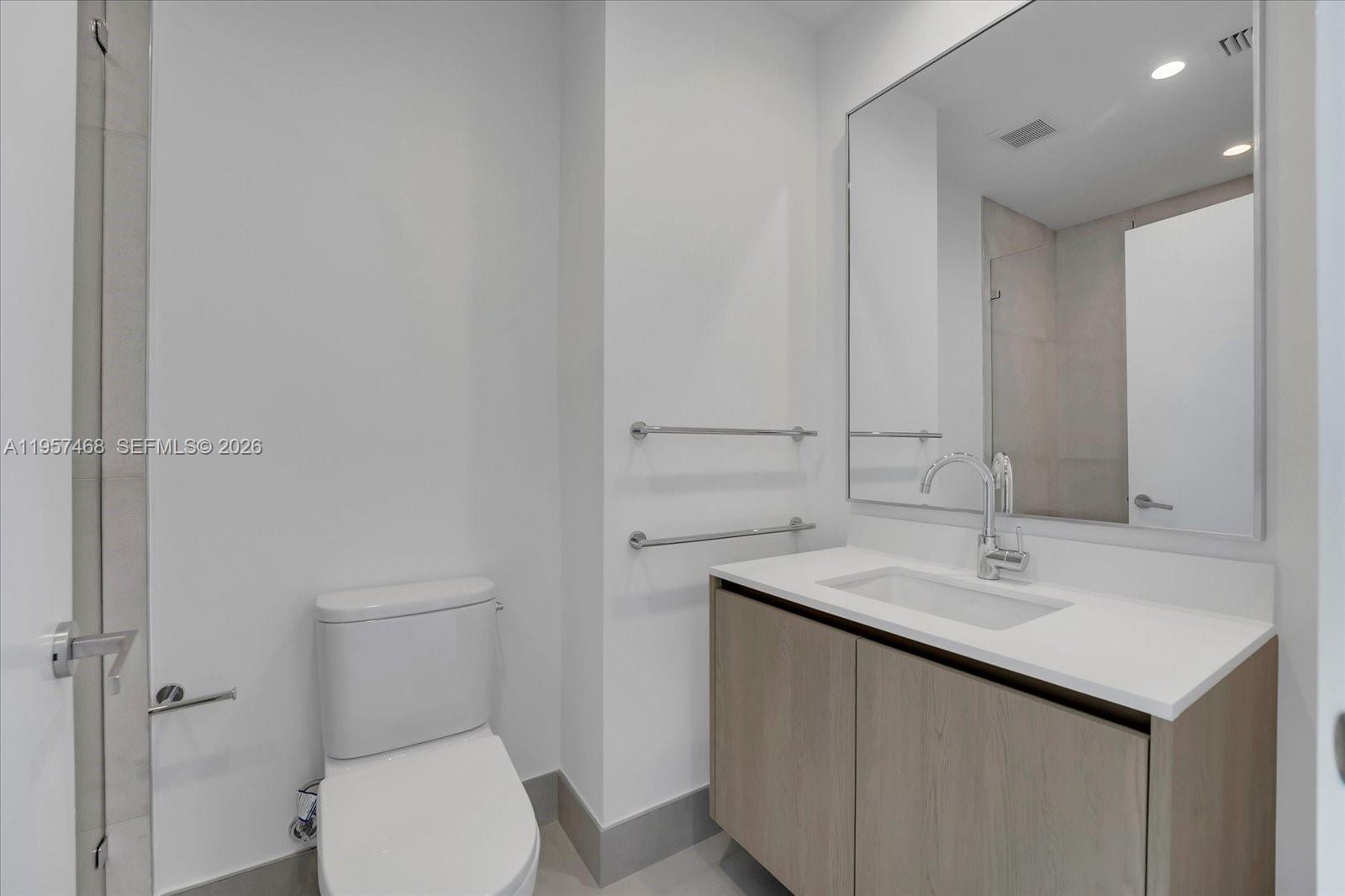 9201 E Bay Harbor Unit: LPH_711